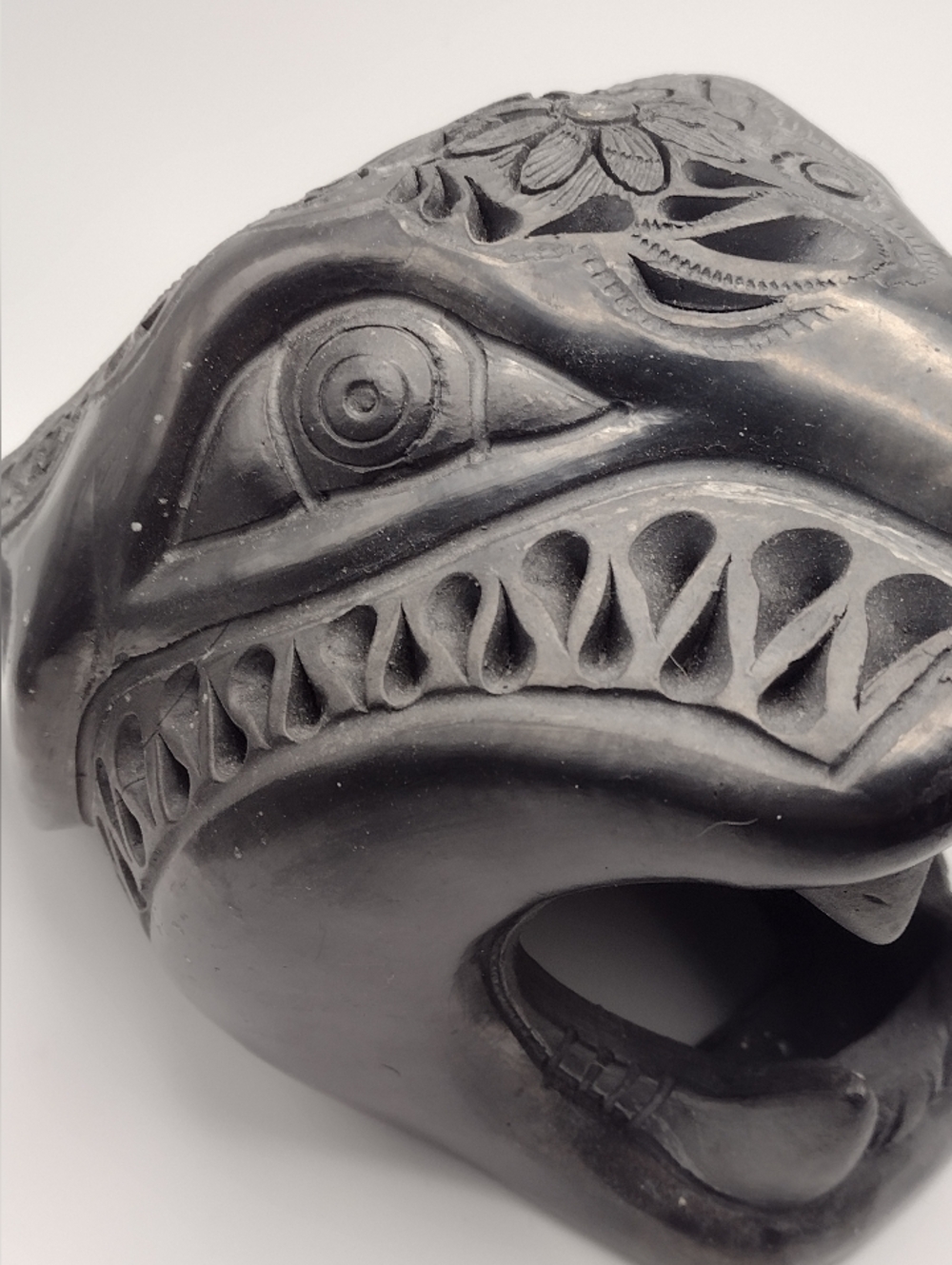 Ceramic Jaguar Head With Dark Metallic Finish - Picture 2 of 5